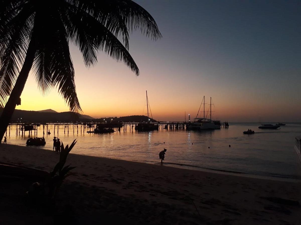 Sunset Marina Resort Bang Rak Beach  Exteriör bild